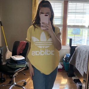 Adidas streetwear T-shirt